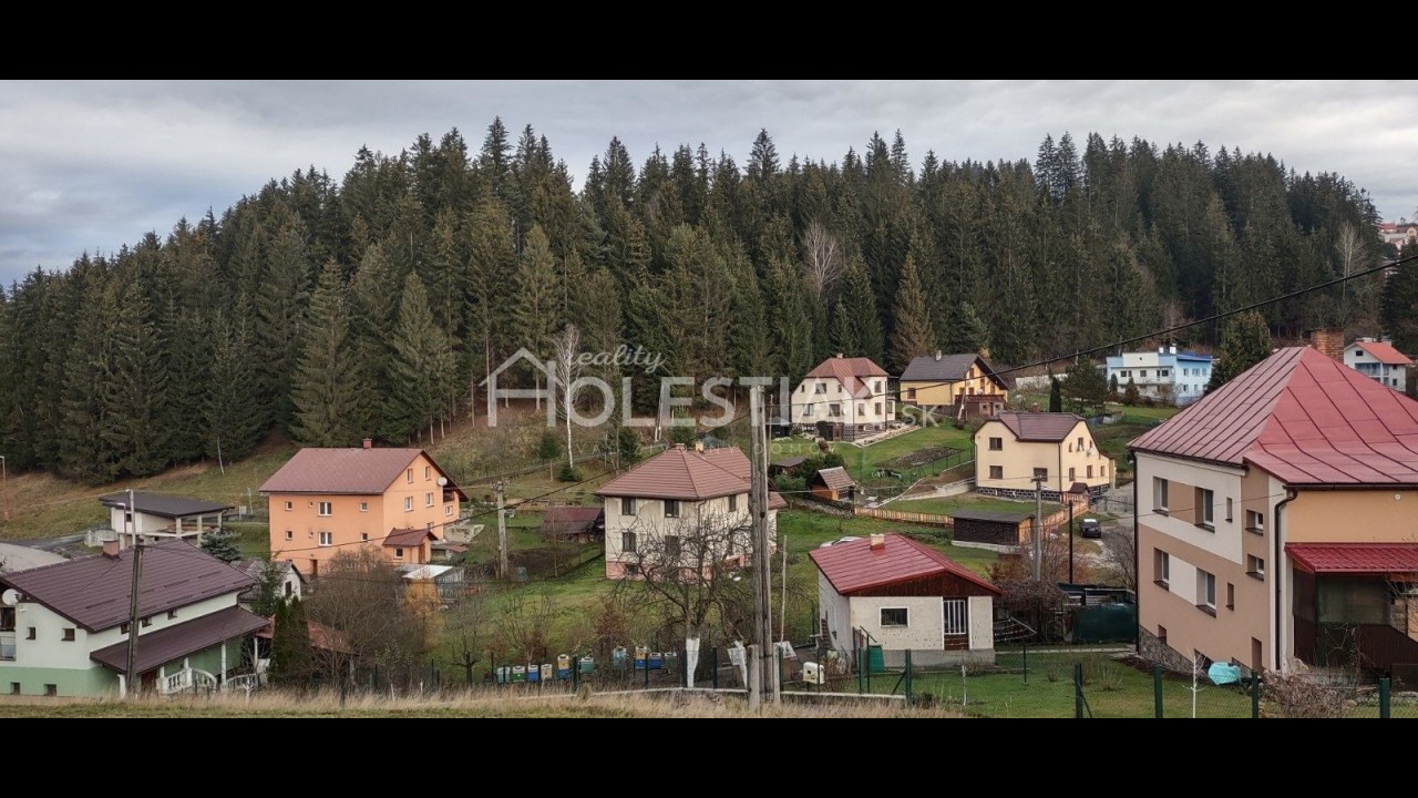 Rezervované - Predám krásny pozemok pre dva rodinné domy v obci Čierne