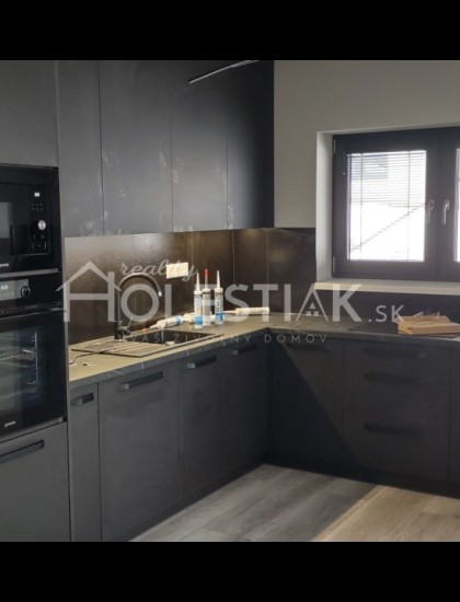 https://www.holestiak.sk/storage/properties/119/thumb/dam-do-prenajmu-21-novy-byt-v-meste-cadca-exkluzivne_0.jpg?t=1672245940