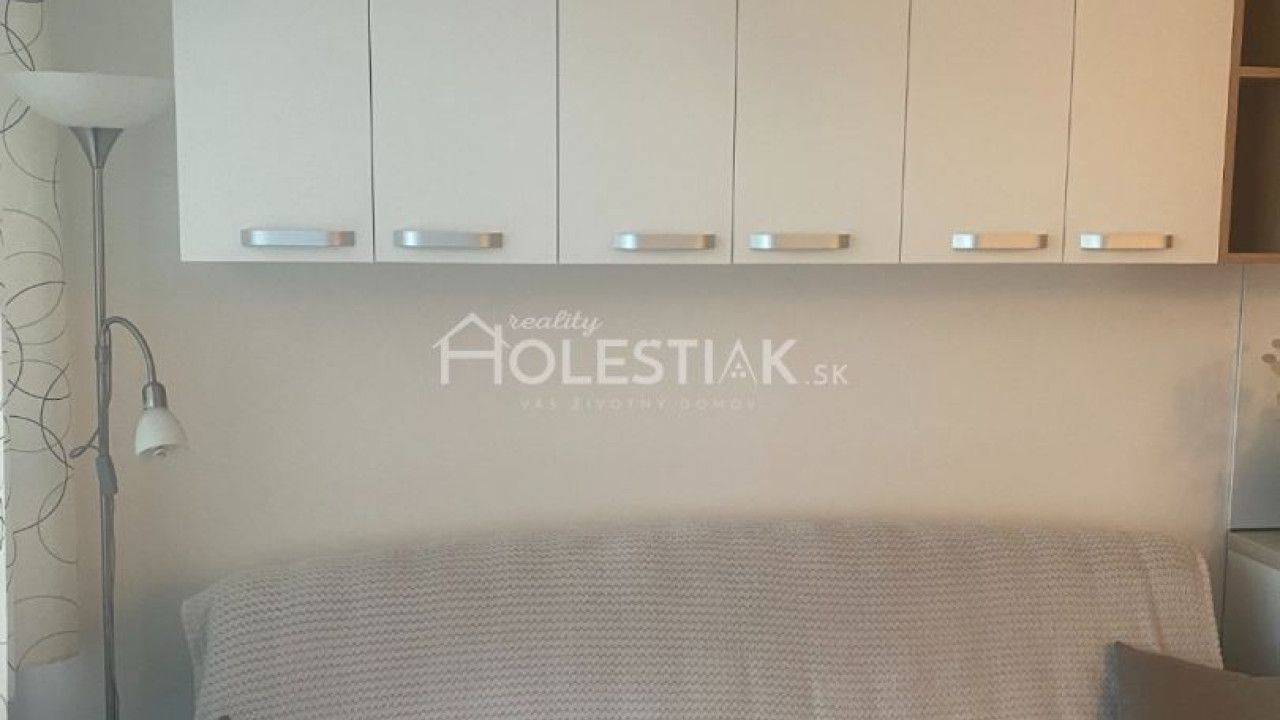 Rezervovaný - Predám krásny, rekonštruovaný, zariadený 2-izbový byt Čadca - Žarec, iba u nás