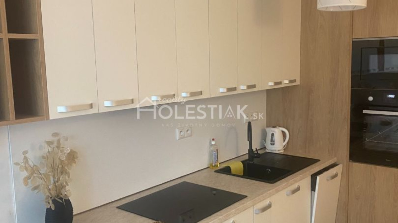 Rezervovaný - Predám krásny, rekonštruovaný, zariadený 2-izbový byt Čadca - Žarec, iba u nás