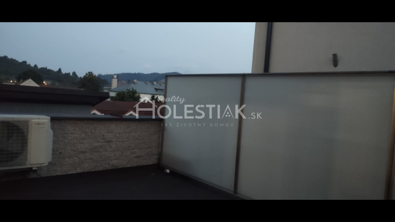 Dám do prenájmu luxusný, veľký mezonetový byt v centre mesta Čadca