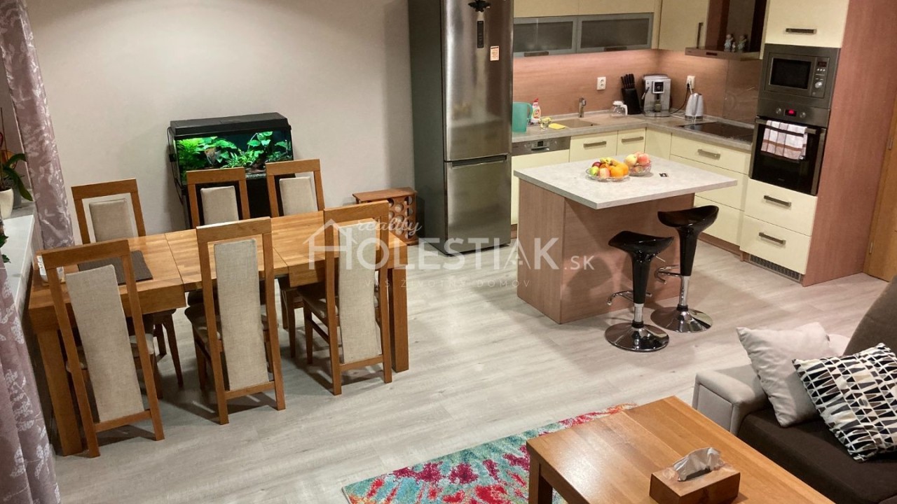 Exkluzívne dám do prenájmu 3+1 byt v Rezidencii Čadca