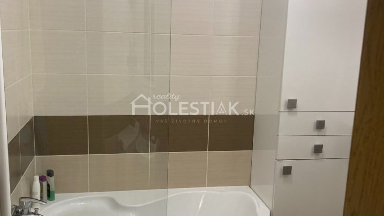 Exkluzívne dám do prenájmu 3+1 byt v Rezidencii Čadca