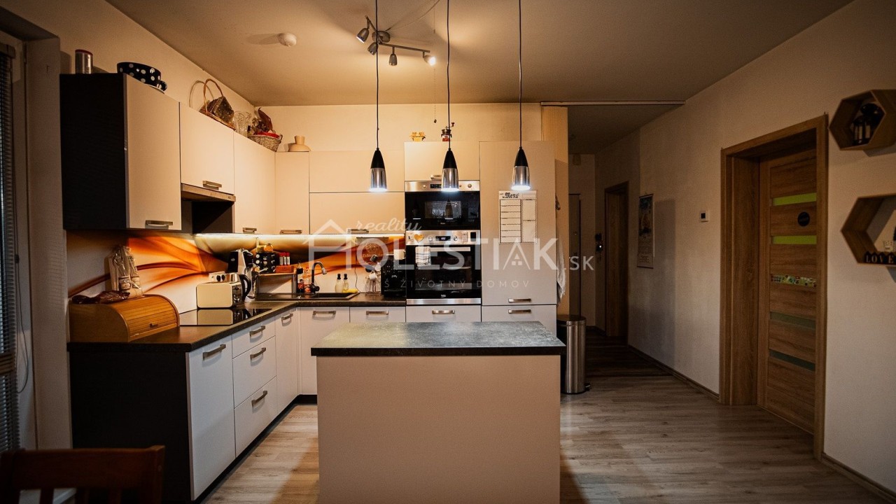 Predám nový rodinný dom v širšom centre Čadca, iba u nás