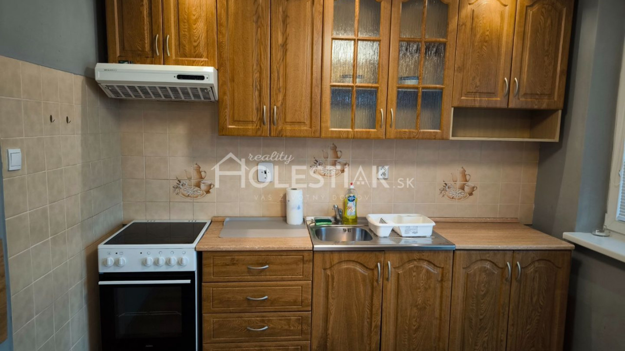 Aktuálne - Dám do prenájmu pekný, väčší 1+1 byt v meste Čadca, iba u nás