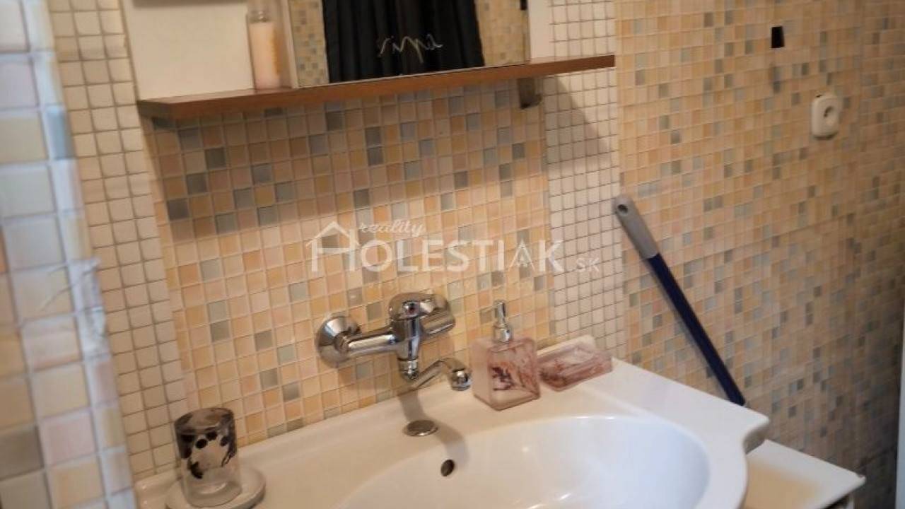 Aktuálne - Dám do prenájmu pekný, väčší 1+1 byt v meste Čadca, iba u nás