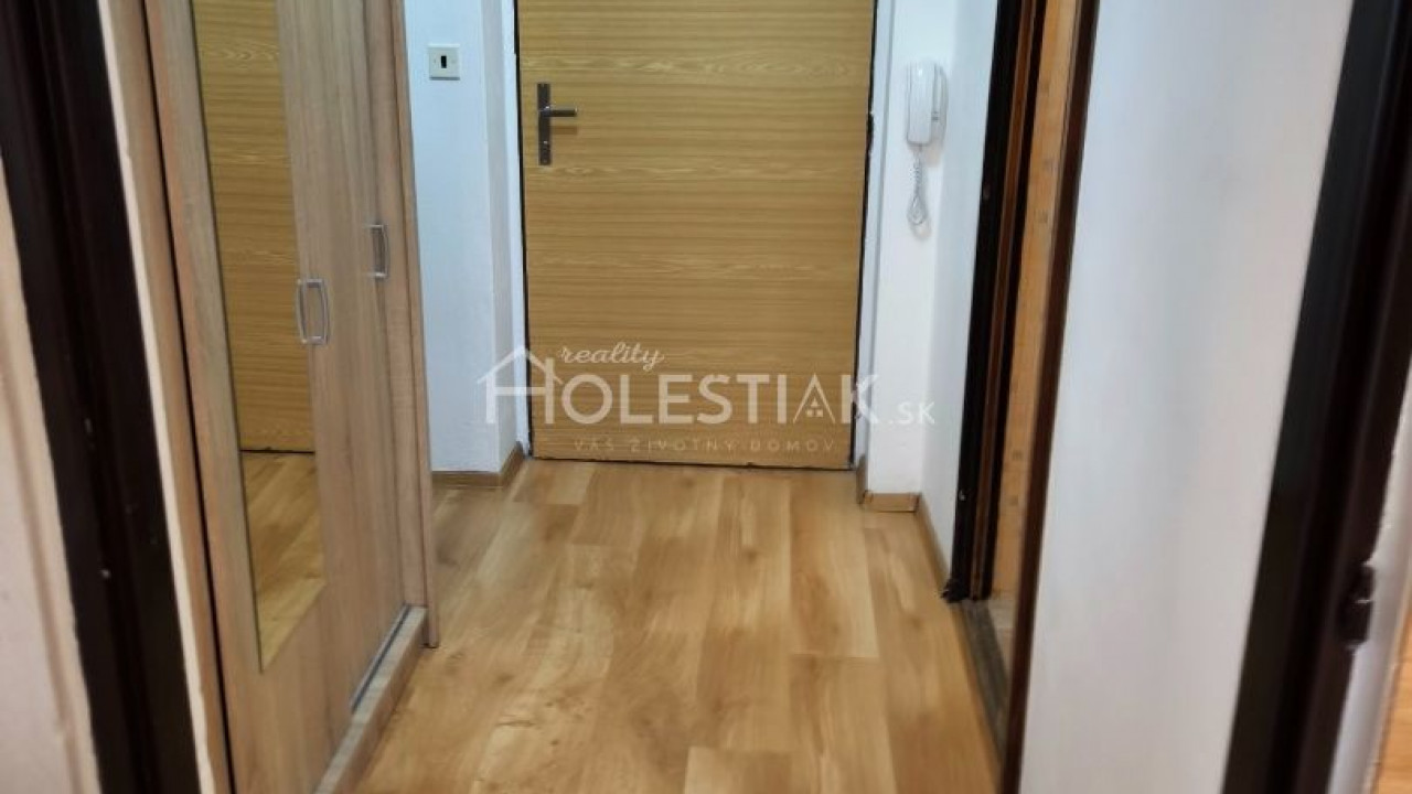 Aktuálne - Dám do prenájmu pekný, väčší 1+1 byt v meste Čadca, iba u nás