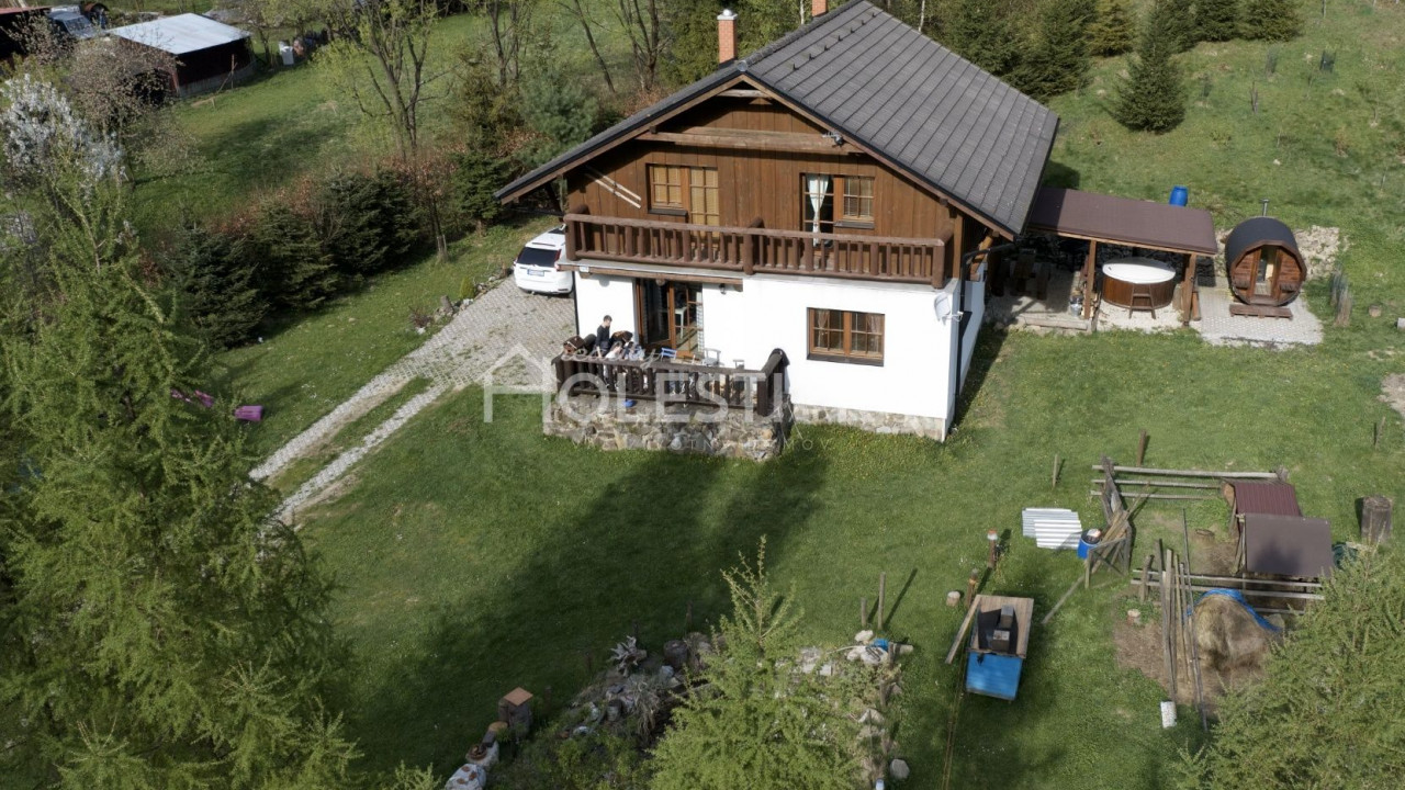 Rezervované - Predám nový, štýlový rodinný dom s veľkým pozemkom, iba u nás