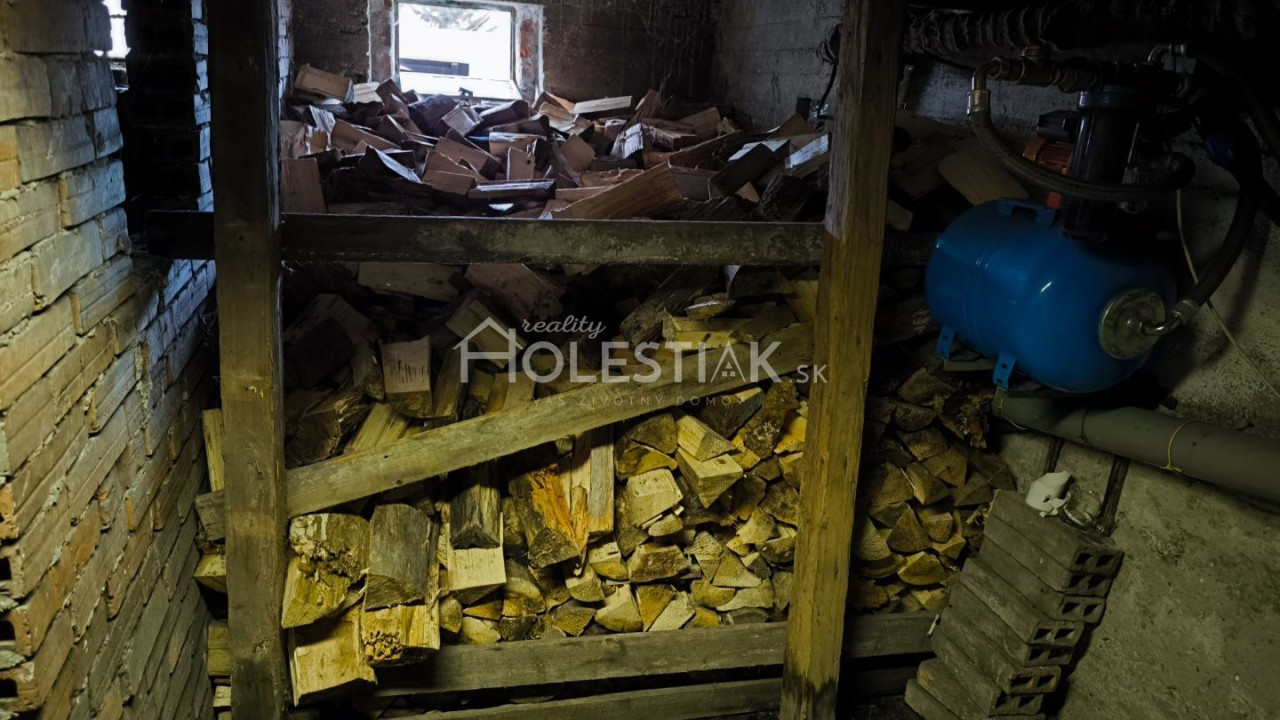 Predám rodinný dom Dlhá nad Kysucou s veľkým pozemkom, iba u nás