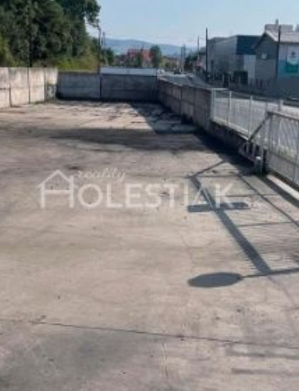 https://www.holestiak.sk/storage/properties/405/thumb/dam-do-prenajmu-spevnenu-betonovu-plochu-staskov-1000-m0_0.jpg?t=1725957107