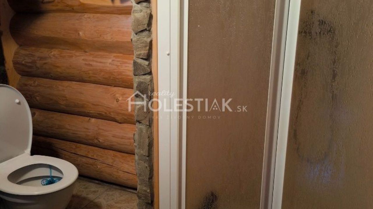 Zvýhodnená cena Predám krásny štýlový zrub na Kysuciach, Skalité TOP stav