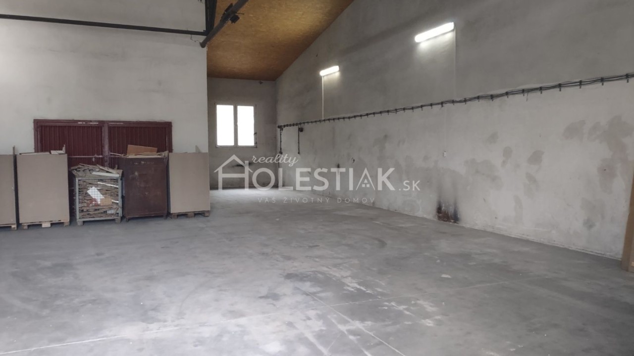 Dám do prenájmu pekný samostatný skladový či prev. priestor 260 m2 v Čadci