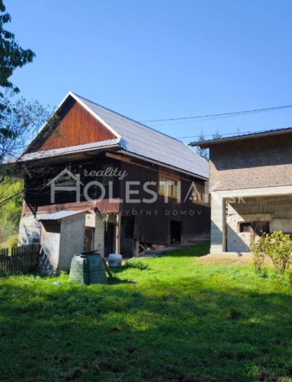https://www.holestiak.sk/storage/properties/411/thumb/predam-rodinny-dom-v-meste-turzovka-novy-krov-a-krytina_0.jpeg?t=1787056622