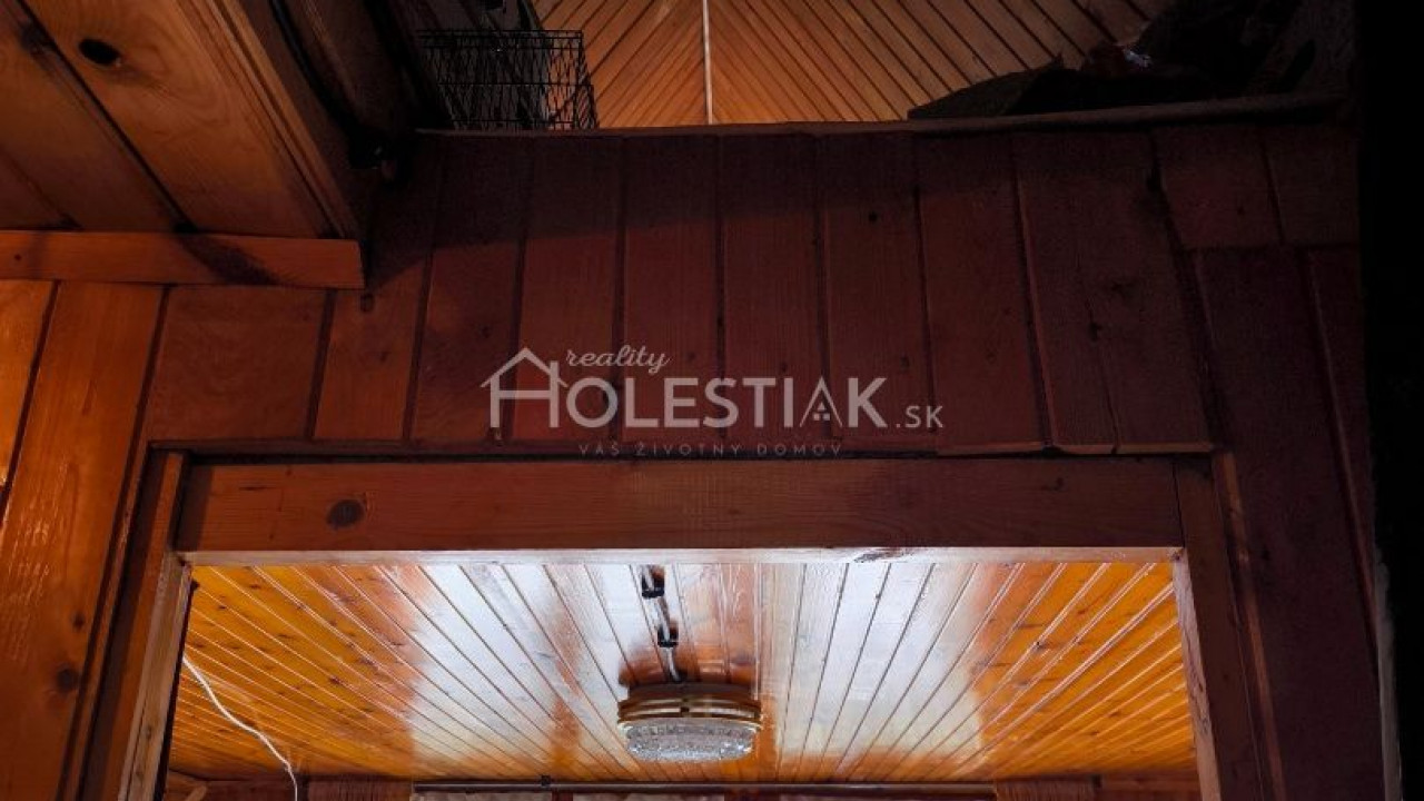Predám exkluzívne chatu v obci Raková