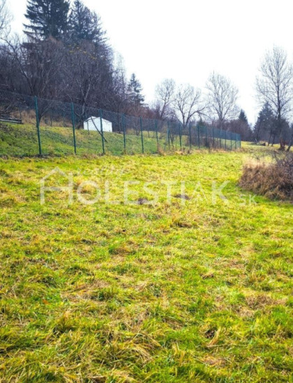https://www.holestiak.sk/storage/properties/425/thumb/zvyhodnena-cena-predam-dva-pekne-stavebne-pozemky-rakova-iba-u-nas_0.jpg?t=1743703267