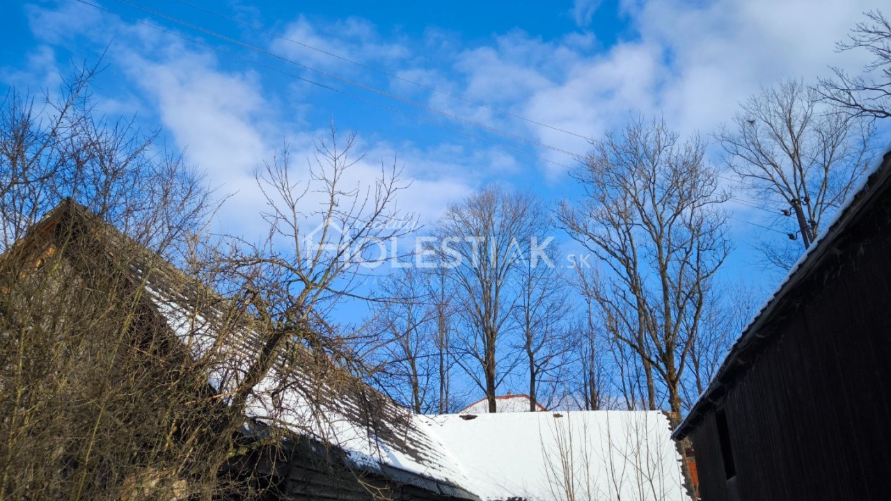 Zvýhodnená cena - Predám exkluzívne stavebné pozemky v centre, Staškov, iba u nás