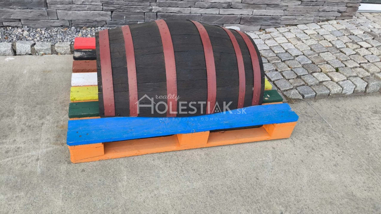 Dám do prenájmu kancelárske priestory, Podvysoká