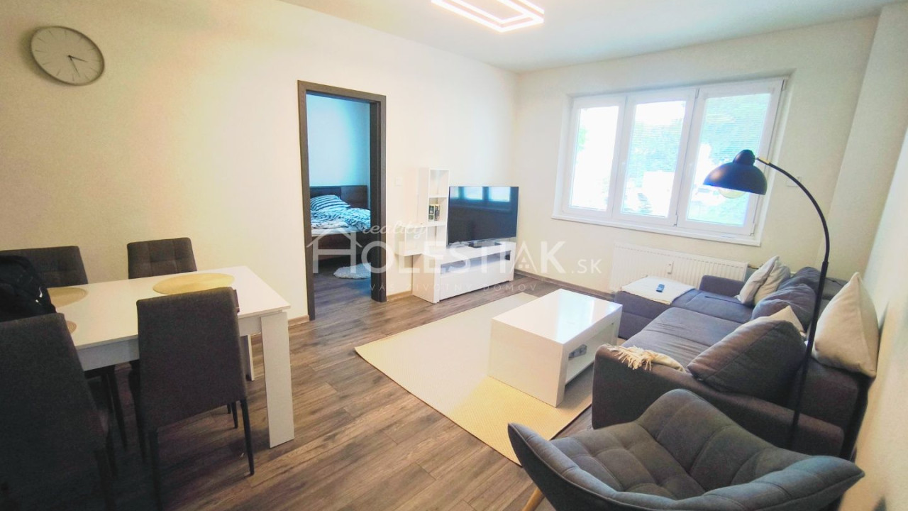 Rezervované - Dám do prenájmu rekonštruovaný byt 2+1 Čadca, iba u nás