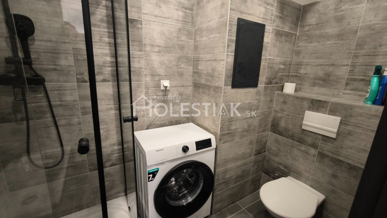 Rezervované - Dám do prenájmu rekonštruovaný byt 2+1 Čadca, iba u nás