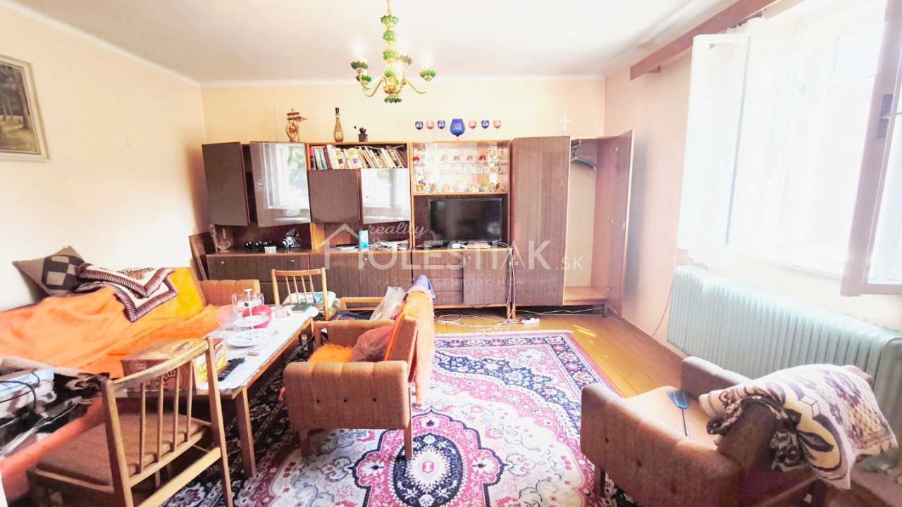 Rezervované - Predám dvojdom Čadca, Milošová s veľkým pozemkom, všetky IS