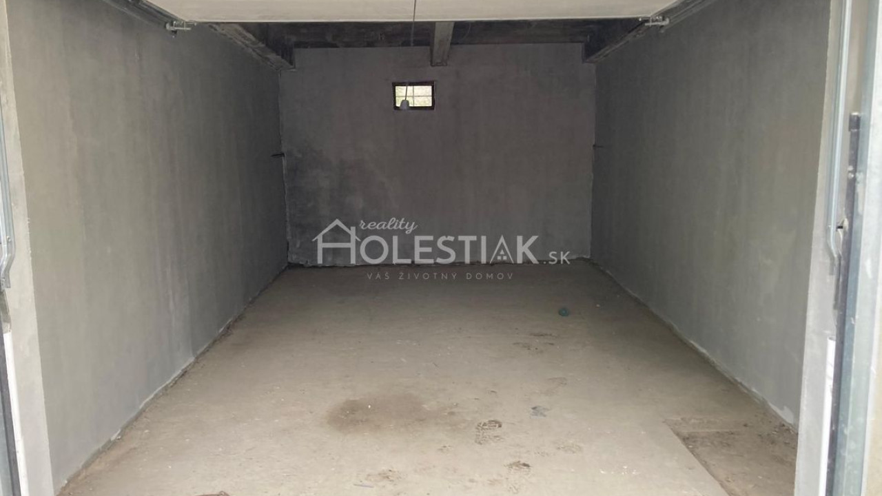 Predám garáž v centre mesta Čadca, iba u nás 