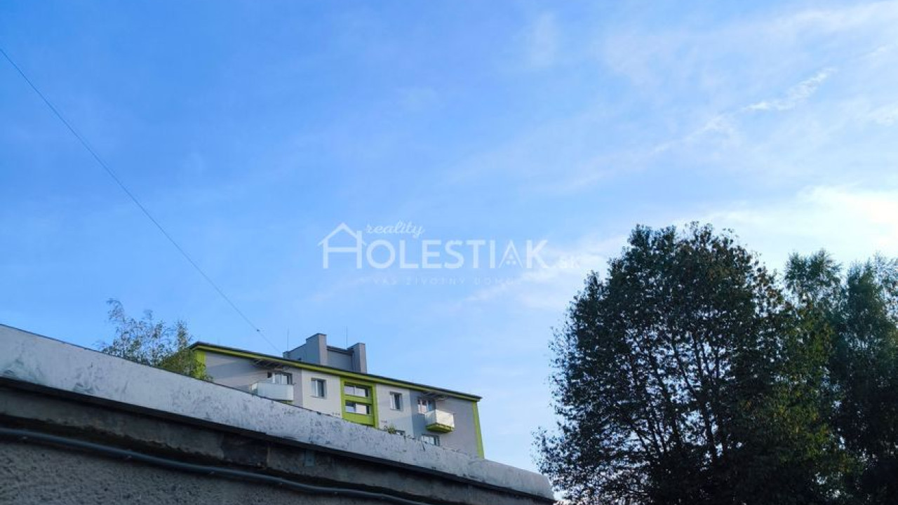 Predám garáž v centre mesta Čadca, iba u nás 