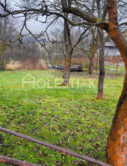 https://www.holestiak.sk/storage/properties/498/thumb/odporucane-predam-stavebny-pozemok-v-meste-cadca_0.jpeg?t=1778851564