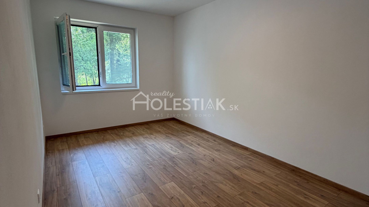 Rezervované - Predám nový rodinný dom, Zákopčie