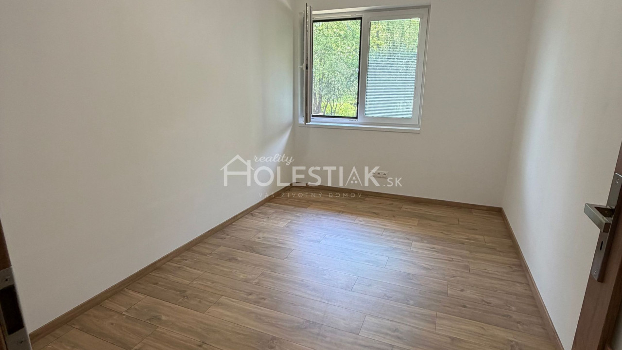 Rezervované - Predám nový rodinný dom, Zákopčie
