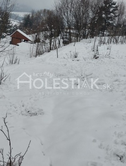 https://www.holestiak.sk/storage/properties/63/thumb/predam-krasne-tri-pozemky-v-centre-stara-bystrica-iba-u-nas_0.jpg?t=1644446735