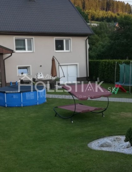 https://www.holestiak.sk/storage/properties/65/thumb/rezervovane-predam-velky-rekonstruovany-rodinny-dom-61-v-obci-svrcinovec-iba-u-nas_0.jpg?t=1651250789