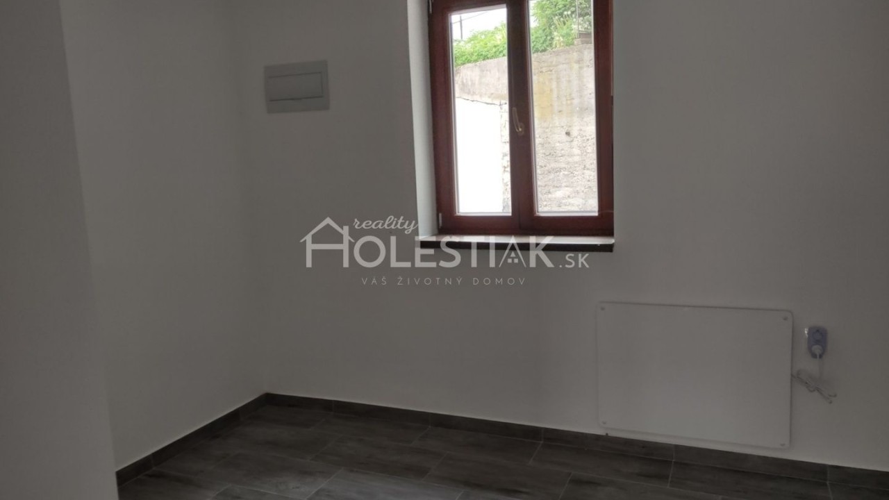 Dám do prenájmu kancelárske priestory v centre mesta Čadca